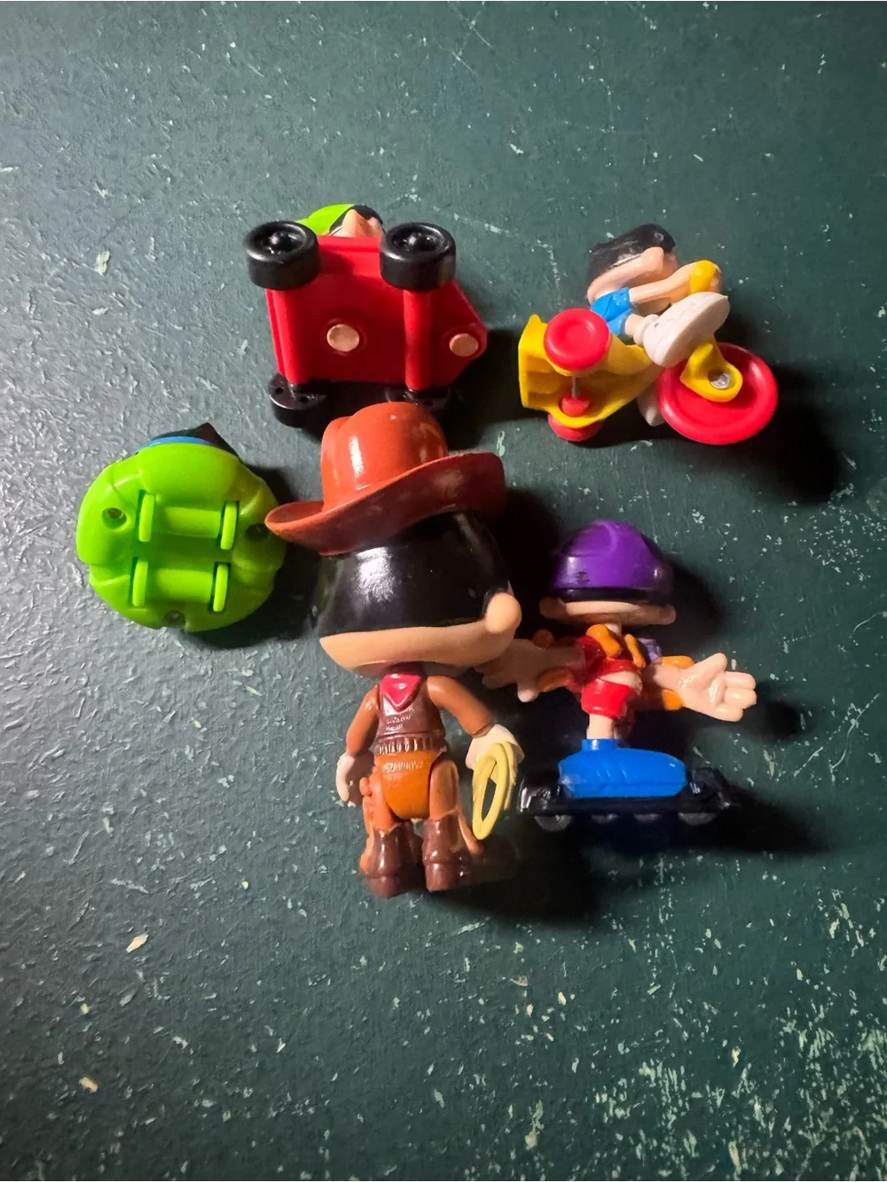 1994 McDonald’s Bobby worlds toys - 5 pre owned loose figure
